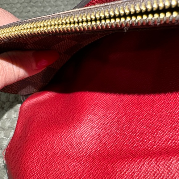 Louis Vuitton wallet - Picture 6 of 14